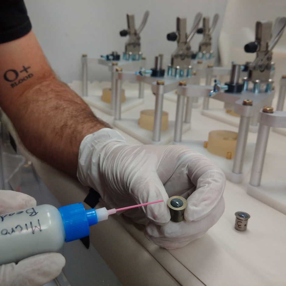 Adding Beads to the Glue on the Puck