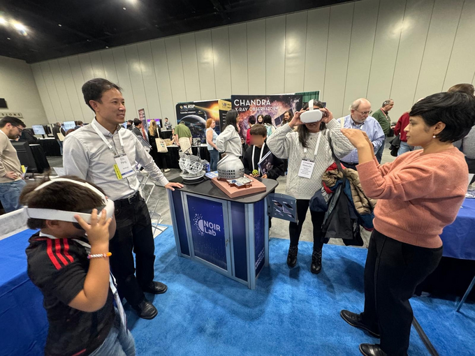 Kanaka at the AAS 246 USELTP booth